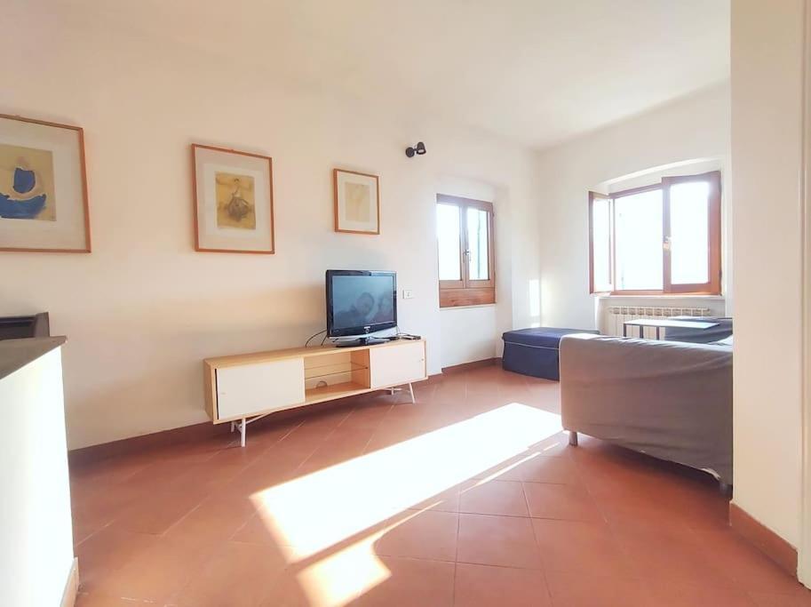 La Cascina Tra Gli Ulivi La Spezia